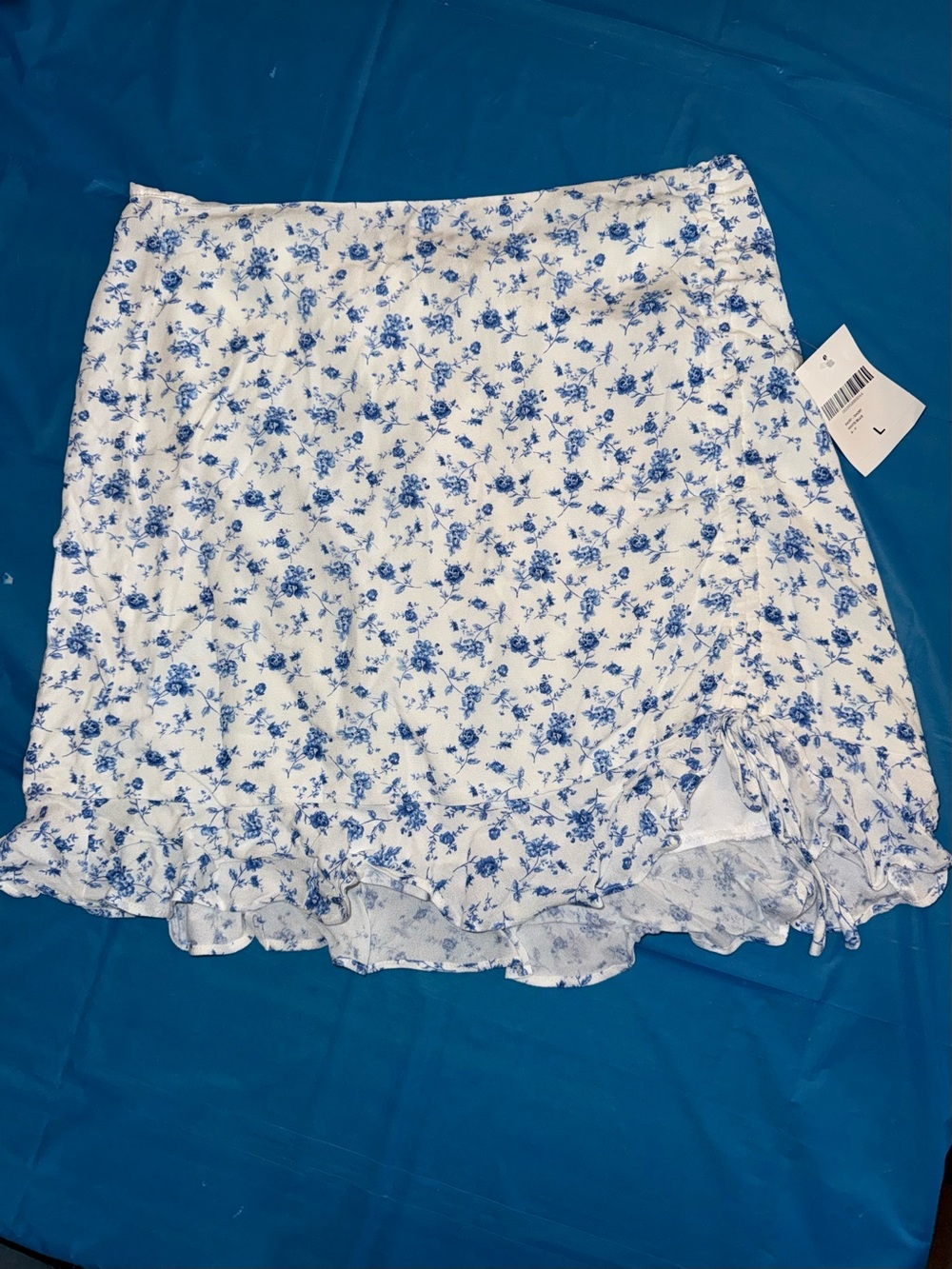 Forever 21 White Mini Skirt with Blue Floral Print